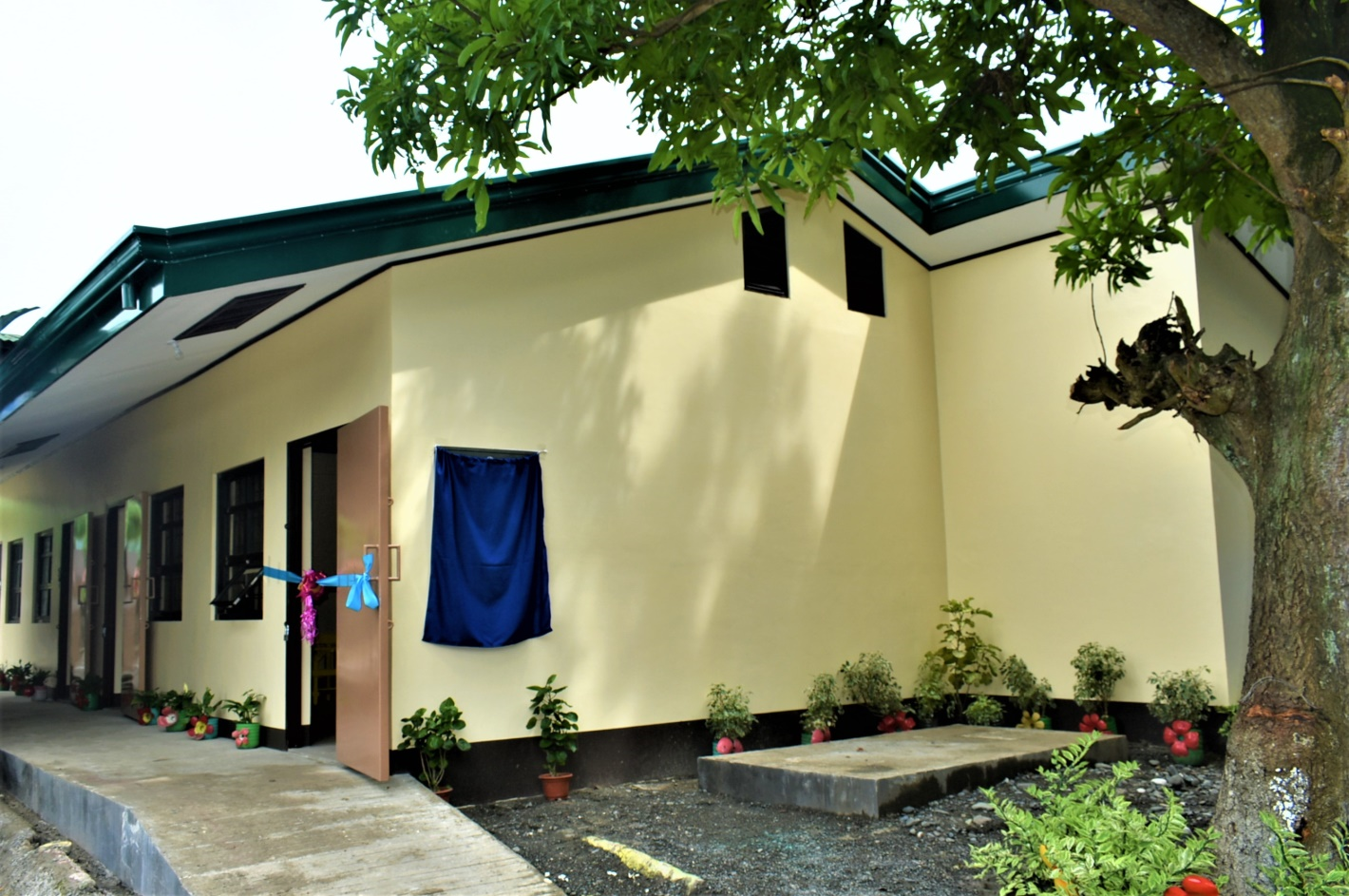 lgu solana school2