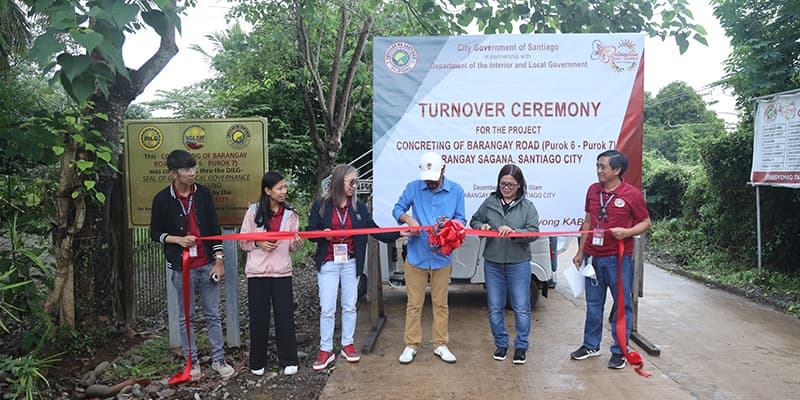 city-of-santiago-opens-sglgif-brgy-road2